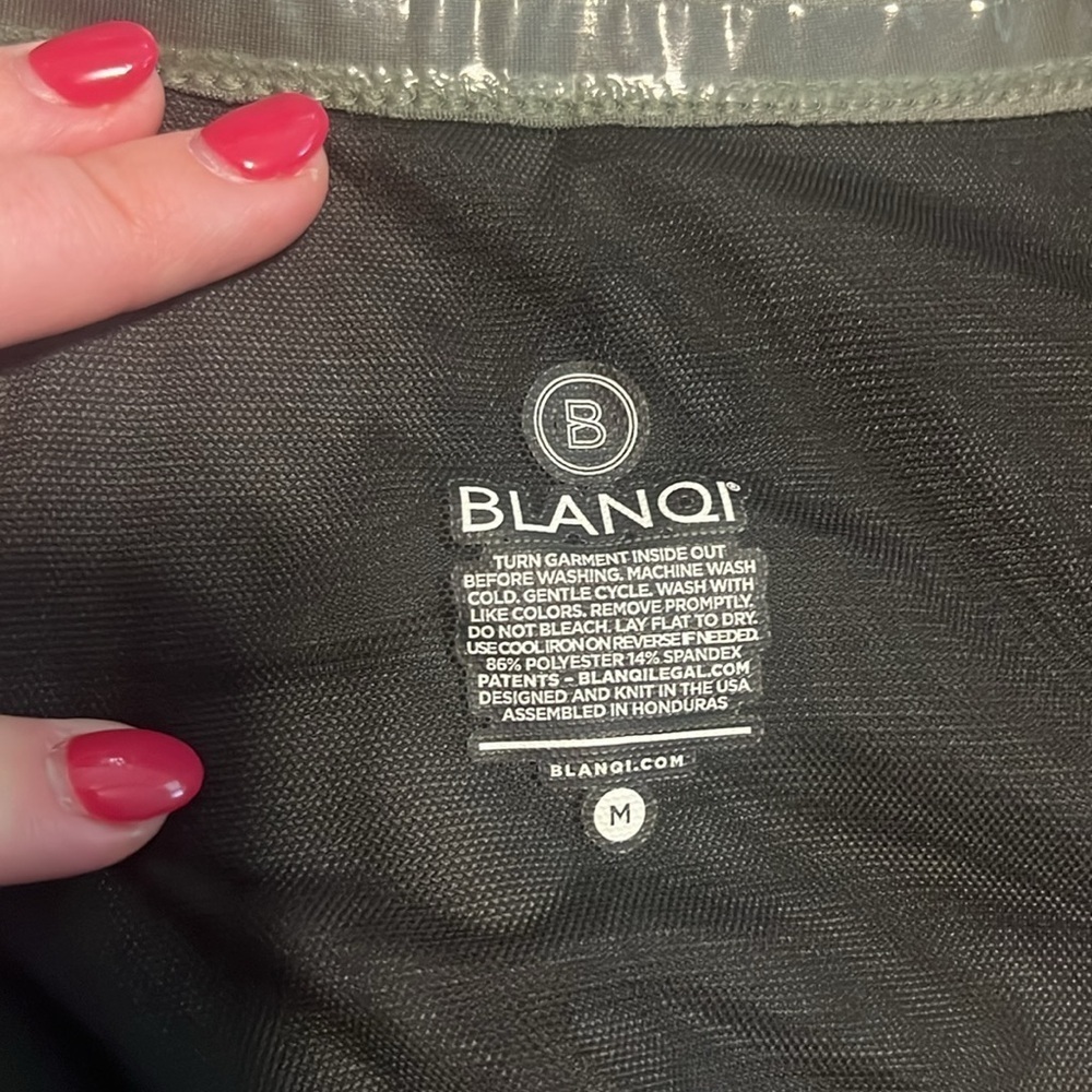 Blanqi‎ Olive Green Maternity Pocket Leggings NWT Medium - Picture 10 of 13